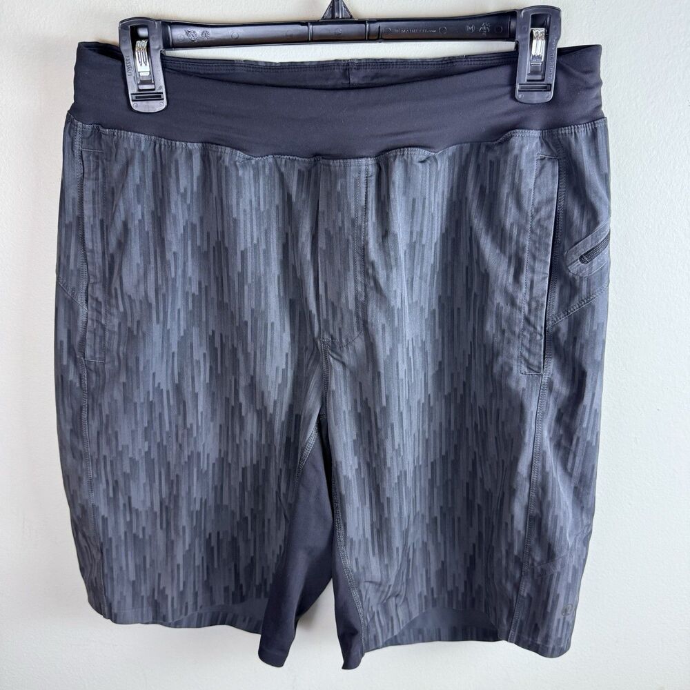 Lululemon Men's Gray Assert 9" Linerless  Athletic Shorts Small M7825S